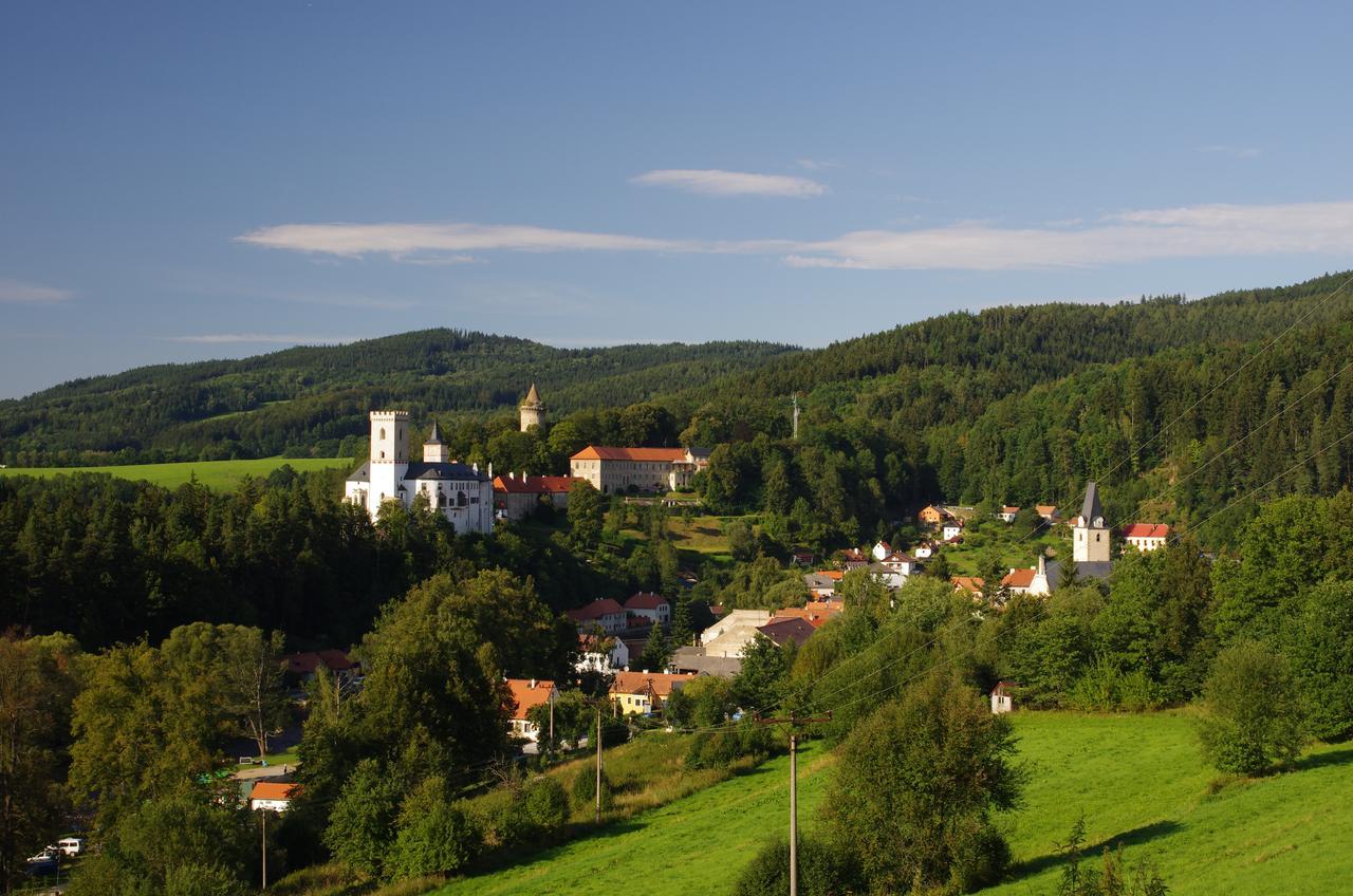 Penzion U Candru Vyšší Brod Esterno foto